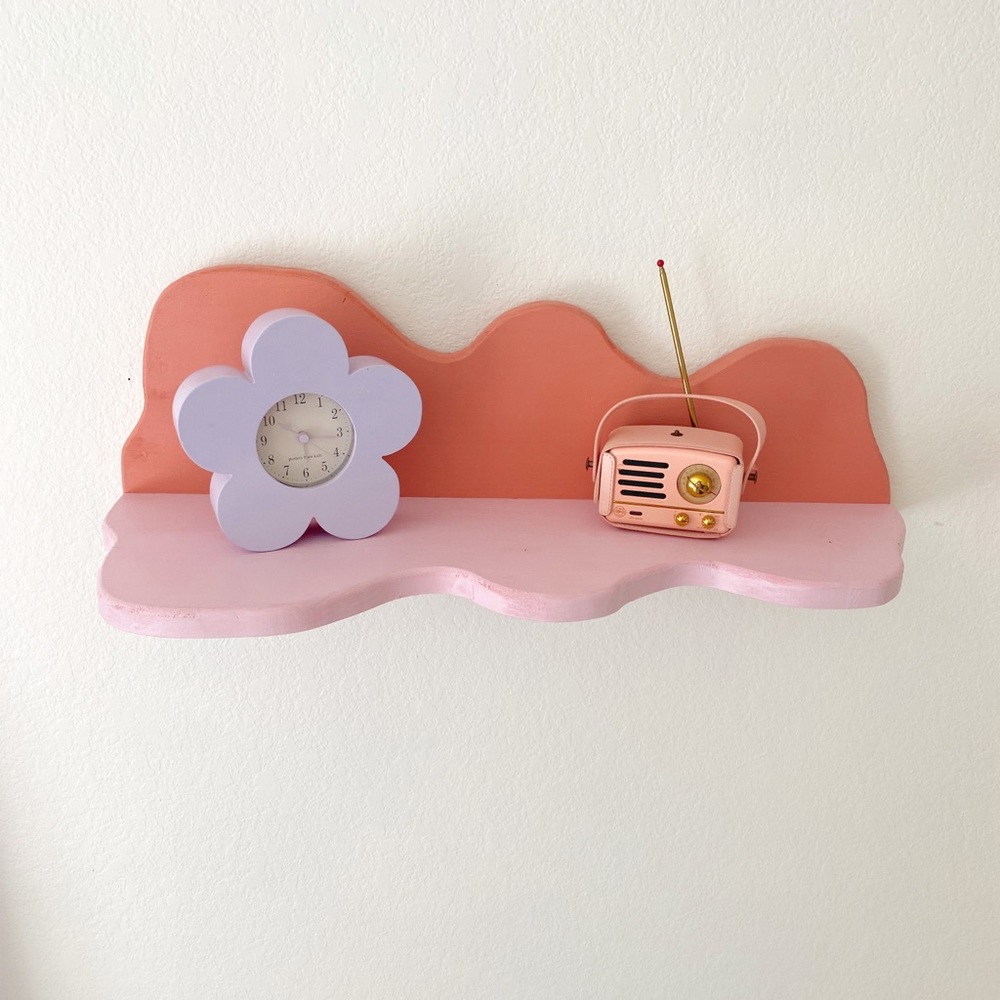 Two Tone Squiggle Wavy Floating Shelf 💖 - Picture 2 of 6